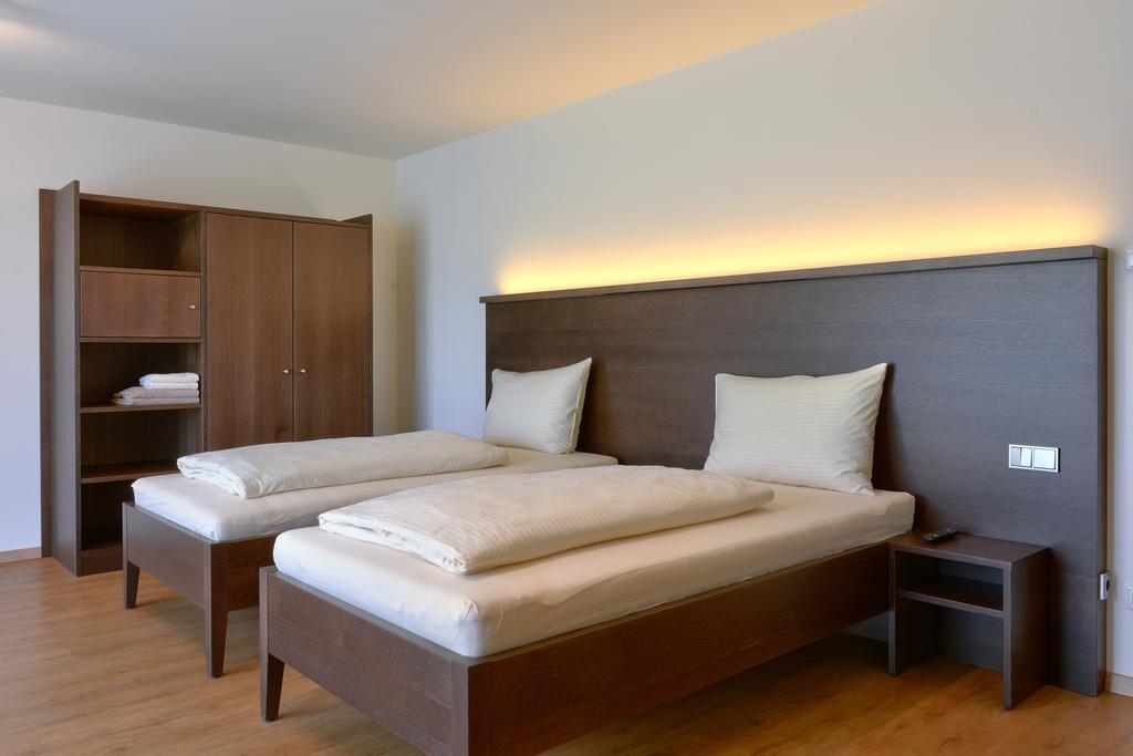 Gaestehaus Am Lindenhain Erding Ngoại thất bức ảnh